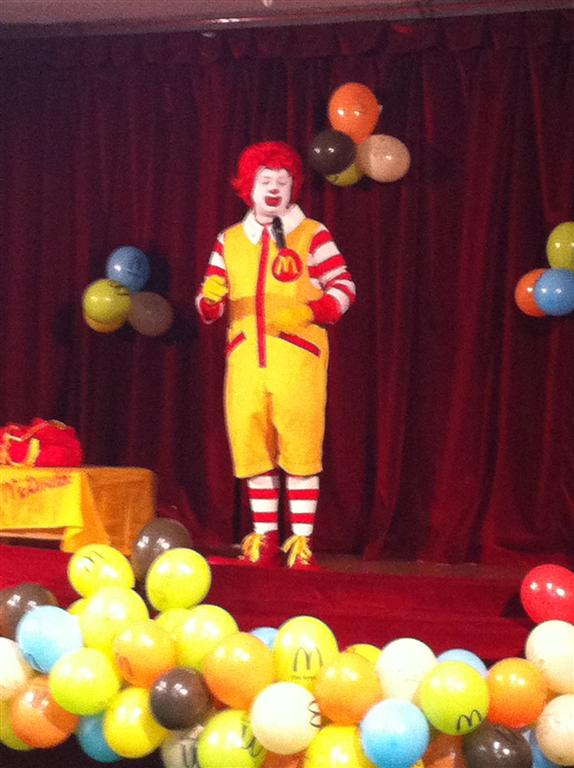 Ronald McDonald va a Scuola Ronald McDonald